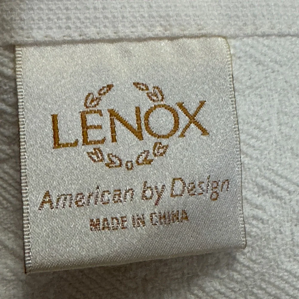Lenox Christmas Towels 3pc Set Ivory Holly Berry Embroidered Cotton Cream Gold